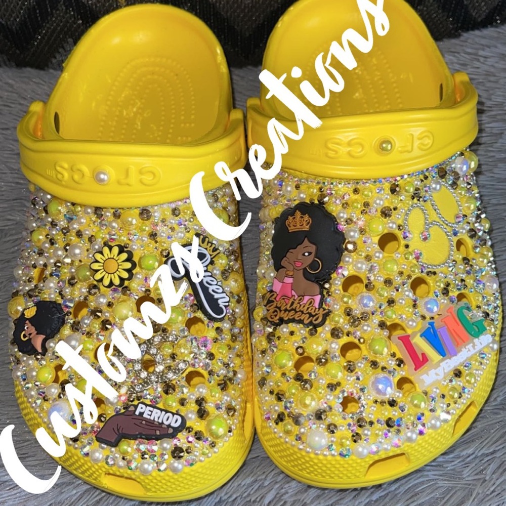 Women custom crocs